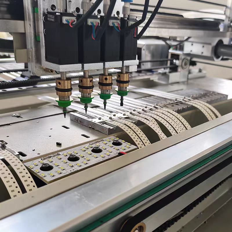 Puhui 4 Heads Pick and Place machine MT-605